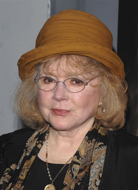 piper laurie acclaimed actress known for the hustler and carrie passes away at 91 with