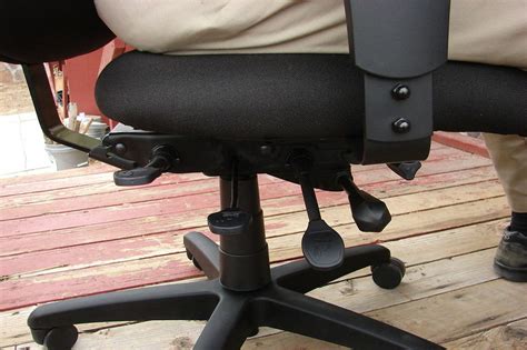 How To Disassemble Office Chair 5 Easy Steps And Extra Tips Krostrade