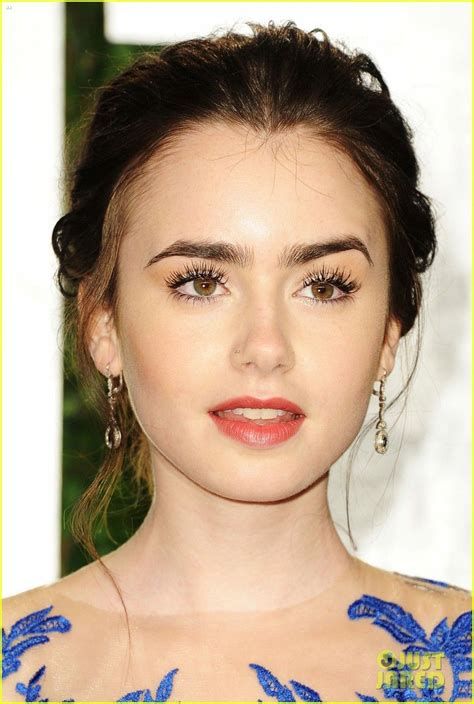 5 Steps To Getting Perfect Eyebrows Lily Collins Hair Lily Collins