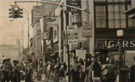 main street flushing 70s queens nyc vintage new york main street