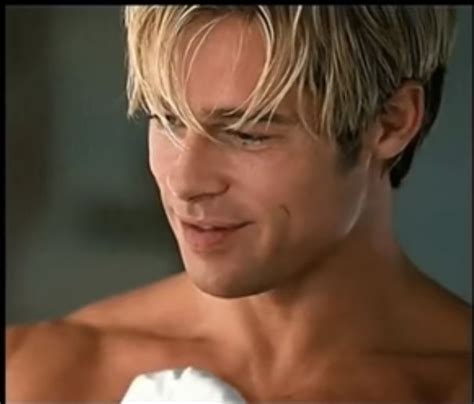 Brad Pitt S Best Shirtless Onscreen Moments Artofit
