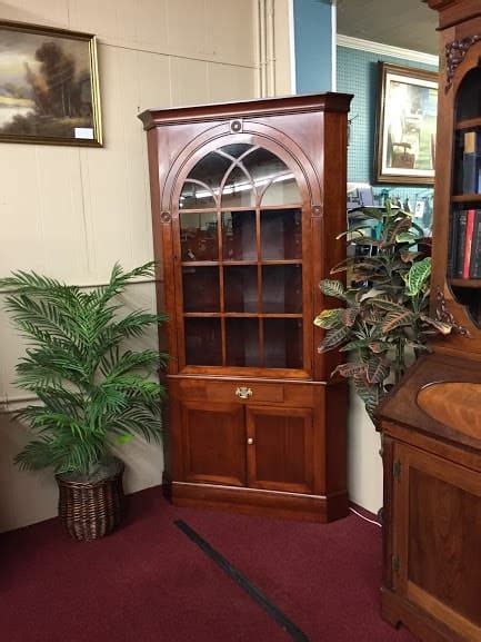 Офис с 9:00 до 18:00. Statton Cherry Corner Cabinet with Arched Door ⋆ Bohemian's