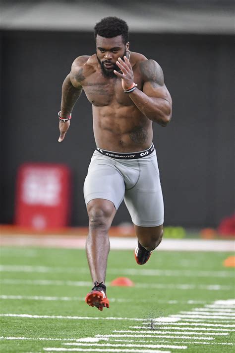 Elijah Holyfield responds to critics regarding slow 40-time