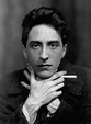 Jean Cocteau. Portrait photographique à la cigarette. | Jean cocteau ...