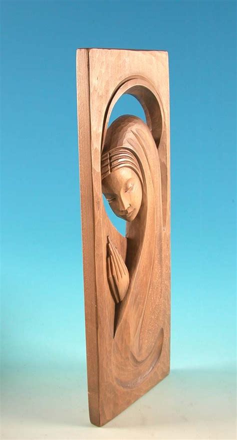Preciosa Virgen Relieve Tallado En Madera Con 55 Cm