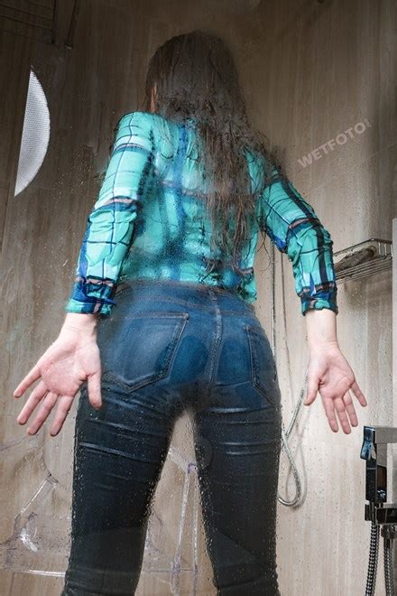 Wetlook By Seductive Girl In Soaking Wet Skinny Jeans And Pantyhose