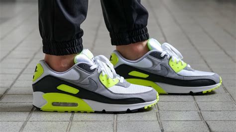 Nike Air Max 90 Og Retro ‘volt Review And On Feet A Piece Of History