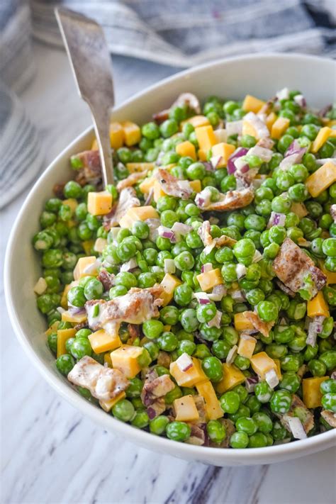 Not your average chicken dinner situation. Easy Pea Salad | Recipe | Easy bbq side dishes, Bbq side ...