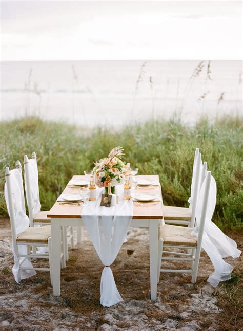 Gorgeous photos from a wedding designed by lisa vorce of oh how charming and photographed by the talented elizabeth messina. Peachy Beach Themed Wedding Inspiration | Inspirations Events