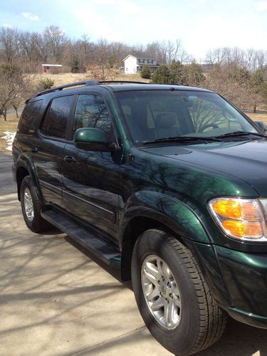 Find Used Dark Green 03 Toyota Sequoia Limited In Delavan Wisconsin