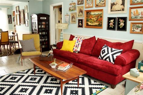 Lila wohnzimmer rotes sofa sessel loft stockfoto wohnzimmer rotes. Rotes Sofa ins Innendesign einbeziehen - Inspirierende ...