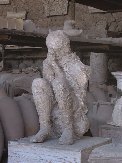 Filepompeii Plaster Cast Of A Victim