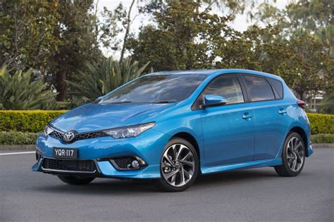 Umw toyota motor is the appointed toyota distributor of toyota motor corporation, which is based in japan. TOYOTA COROLLA HATCHBACK BAHARU BAKAL TIBA - MALAYSIA ...