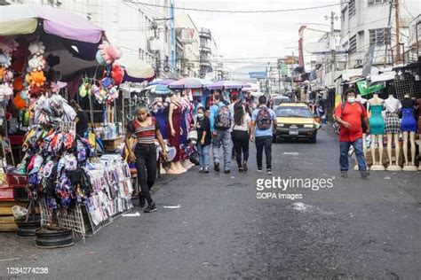 El Salvador Street Photos And Premium High Res Pictures Getty Images