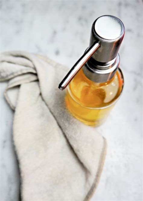 Everything You Need To Know About The Oil Cleansing Method Jenni