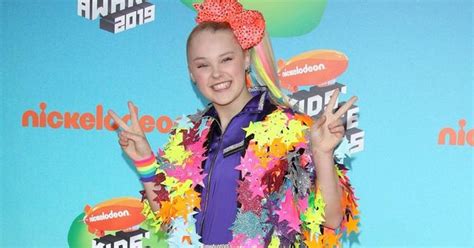 Jojo Siwa Says Shes Pansexual After Coming Out As Lgbtq