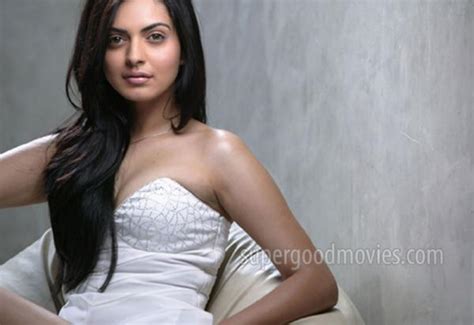Actress Niharika Singh Hot Photo Veethi