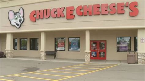 Chuck E Cheese Gnc File For Bankruptcy Protections