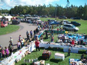 The 127 yard sale, the world's longest yard sale, happens the first thursday thru sunday in august each year. Canada Cool I 70 mile long yard sale