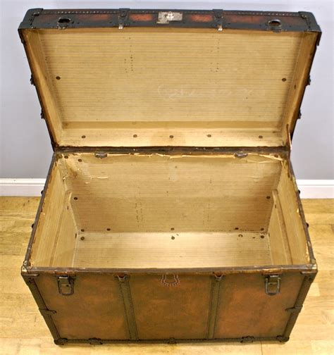 A 1930s Leather Steamer Trunk 431695 Uk