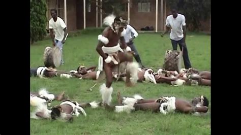 zulu dance taniec zulusów z emondlo youtube