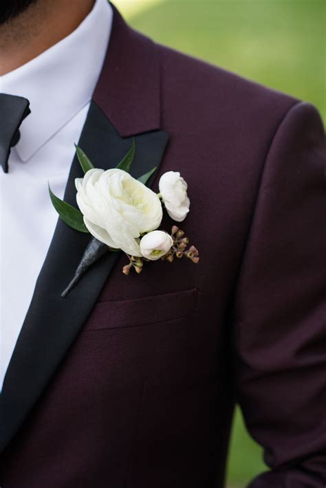 25 Ideas For Fall Wedding Décor Maroon Grooms Suit Groom Suit Groom