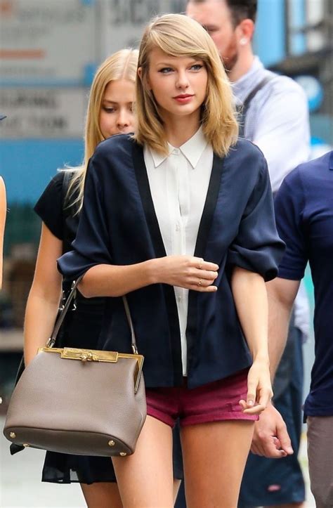 Taylor Swift Leggy In Shorts Out In Nyc June 2014 • Celebmafia