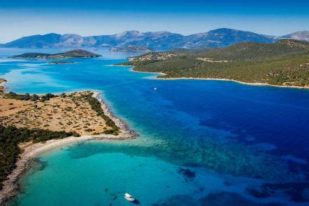 Evia is the second largest greek island after crete, but usually can evia is not seen as an island , but as part of the mainland. Insel Evia in • HolidayCheck