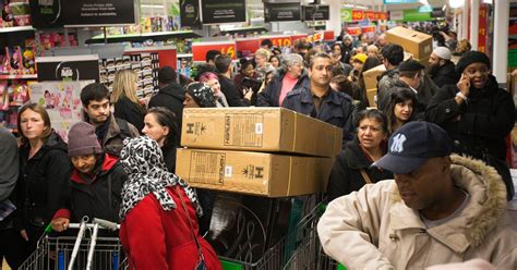 What Time Close Lakewood Mall On Black Friday - Black Friday Shopping Invades the U.K. | Time
