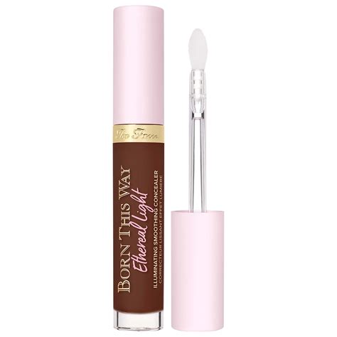 Too Faced Born This Way Ethereal Light Illuminating Smoothing Concealer