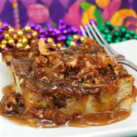 New Orleans Bread Pudding With Coconut Praline Sauce Sweet Peas Kitchen Recipe Praline