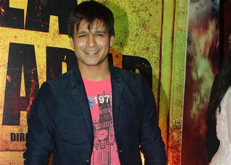 Vivek Oberoi Hairstyle In Grand Masti ~ Celebrities And Stars Hairstyles