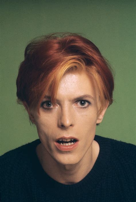 David bowie — moonage daydream 04:40. These Portraits Capture David Bowie At the Height of His ...