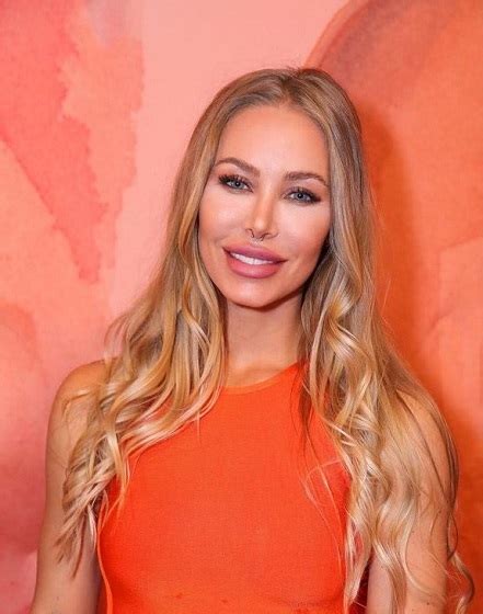 Nicole Aniston Wiki And Bio Age Height Weight Net Worth And More