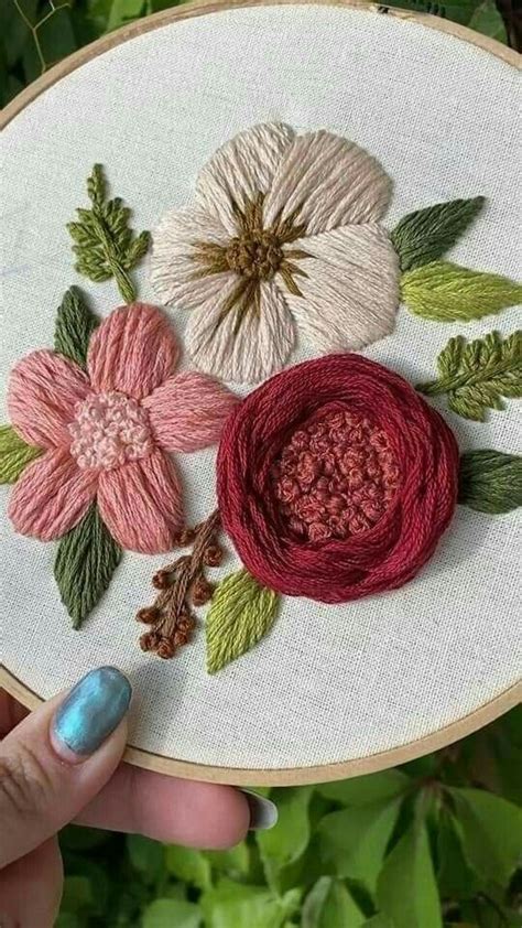 Pin By Annyka Gongora On Bordado Hand Embroidery Design