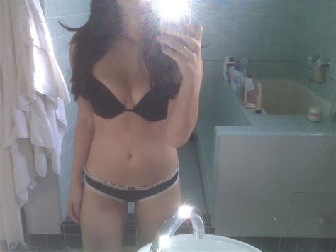 Olivia Munn Hacked Nude Photos Leaked Online Hot Photos