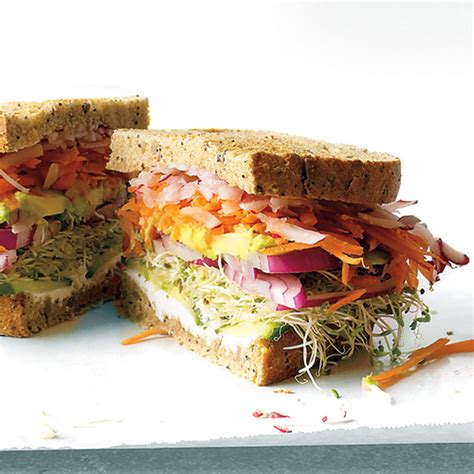Dont Forget The Vegetarians On Your Next Picnic This Sandwich Piles