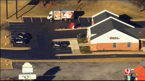 Welcome to bank of america home loans in oklahoma city, ok. Police Investigating Armed Robbery At NW OKC Bank