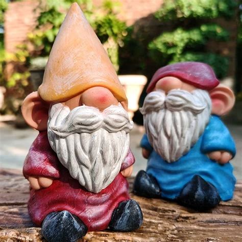 Funny Dwarfs Cartoon Resin Ornaments Naughty Gnome Garden Decoration