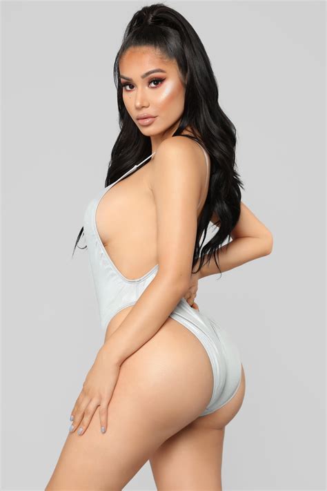 Janet Guzman TheFappening Sexy 52 Photos The Fappening