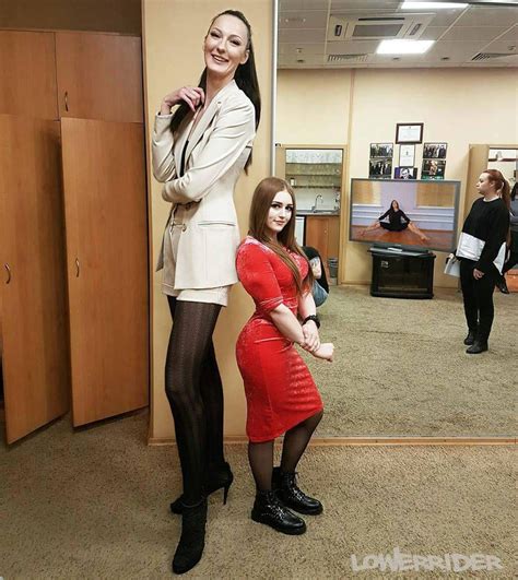 Tall Girl Compare By Lowerrider Tall Girl Tall Women Women