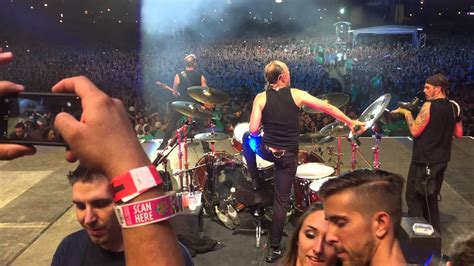 metallica enter sandman live at lollapalooza 2015 stage pov youtube