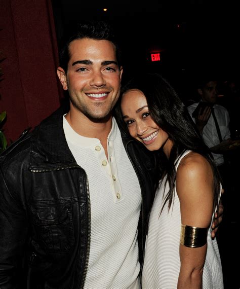 Jesse Metcalfes Wife The Actor Was Once Engaged Appears To Be Single