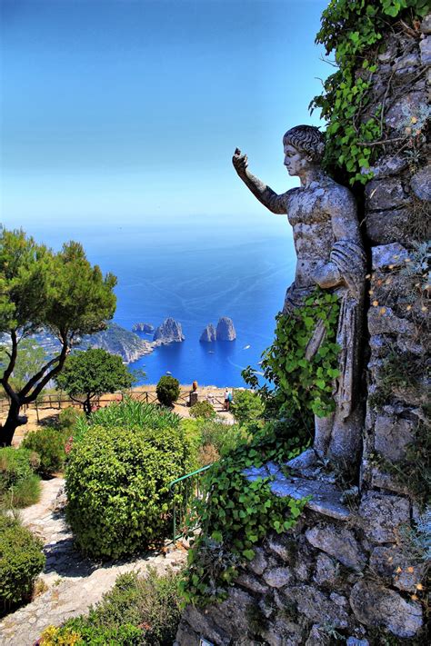 Maximien Isola Di Capri Italy