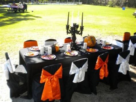 Awesome Outdoor Halloween Party Ideas Digsdigs