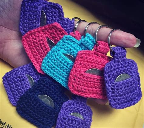 62 Easy Handmade Fun Crochet Pattern Keychains Patrón De