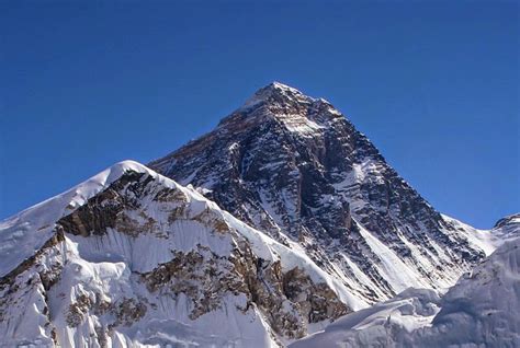 Reportajes Everest La Cima Del Mundo 2ª Parte