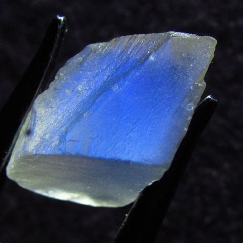 Moonstone 790 Ct Natural Blue Sheen Africa 9x9x10 Mm Gemstone Raw