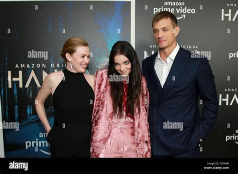 New York Ny Usa 21st Mar 2019 Mireille Enos Esme Creed Miles