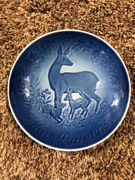 Bing And Grondahl 1975 Mothers Day Plate Doe And Fawns~bandg Copenhagen